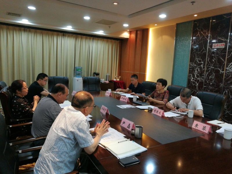 驻委纪检监察组与供排水集团纪委交流工作